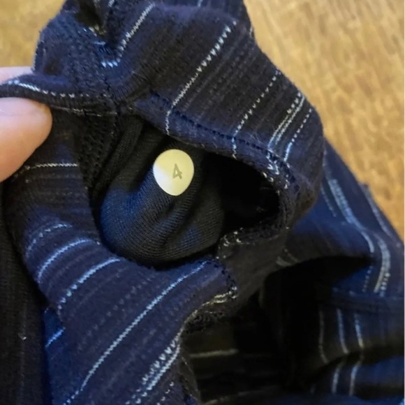 🚫SOLD🚫 Lululemon high waisted leggings - Picture 7 of 7